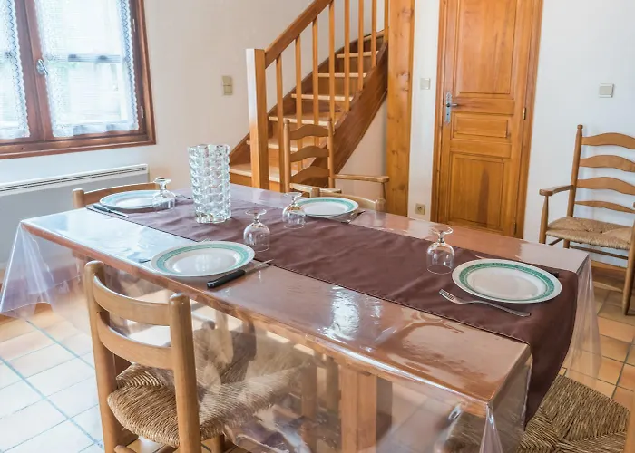 Vakantiehuis De France 3 Epis 5/6 Personnes A Chirac *